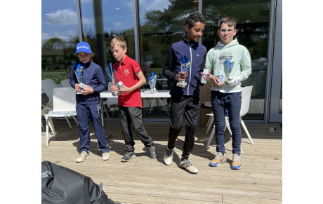 L'ÉCOLE DE GOLF EN COMPÉTITION AU GOLF DE LA BAIE DE ST-BRIEUC